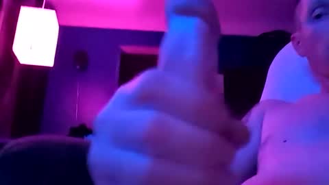 handsomerob42 online show from 10-04-25, 10:35