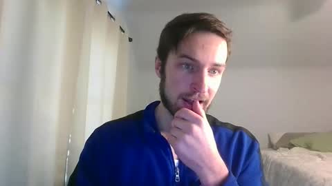 Snapshot of handsumhung chatting on 12-16-25, 07:19 handsumhung online show from 12-16-25, 07:19