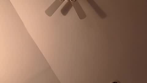 Handydick7373 online show from 12-23-24, 04:33
