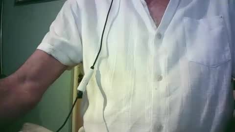 Snapshot of handymanforyou177322 chatting on 10-05-25, 11:24 handymanforyou177322 online show from 10-05-25, 11:24