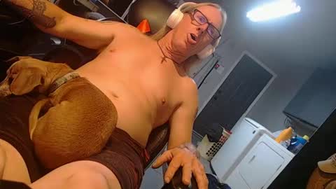 handystud33 online show from 10-11-25, 08:35