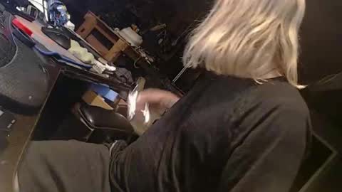 Snapshot of handystud33 chatting on 04-23-26, 10:03 handystud33 online show from 04-23-26, 10:03
