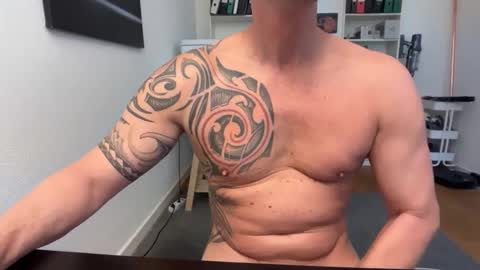 hanky online show from 11-13-25, 08:35