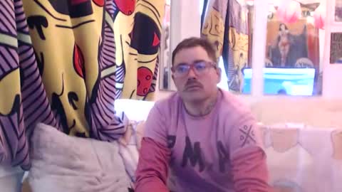 Snapshot of hankrams chatting on 11-30-25, 07:18 hank rams online show from 11-30-25, 07:18