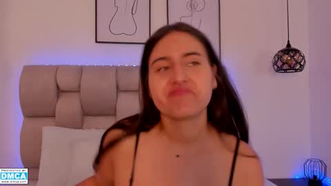 hanna__evans_ online show from 01-17-26, 12:21