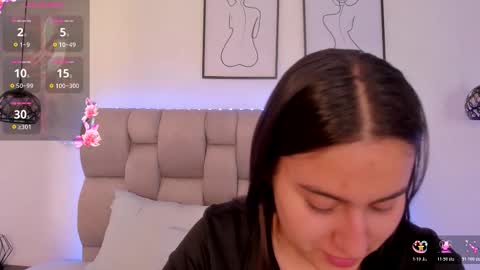 hanna__evans_ online show from 03-03-26, 12:00