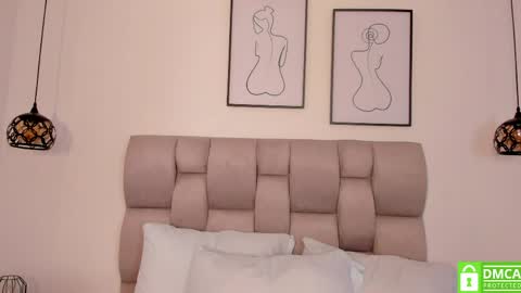 hanna__evans_ online show from 04-09-26, 12:32