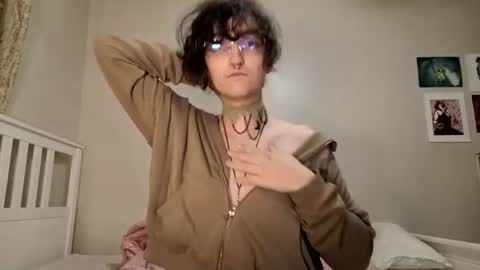 Hanna Banana5 online show from 07-27-26, 12:39