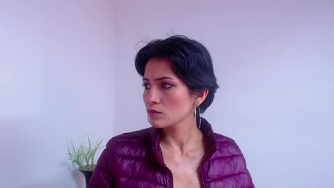 Sara online show from 12-18-24, 04:28