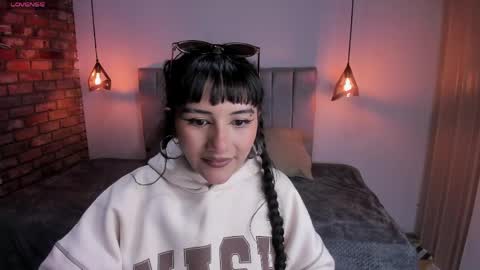 Hanna clark online show from 05-03-26, 12:11