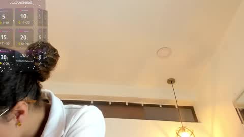 HANNA online show from 11-17-25, 01:39