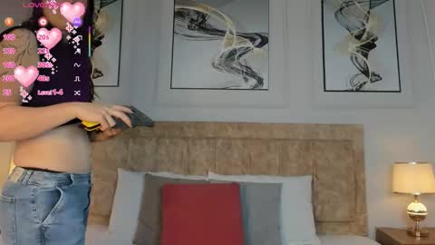 Snapshot of hanna_daze chatting on 02-19-26, 11:28 hanna_daze online show from 02-19-26, 11:28