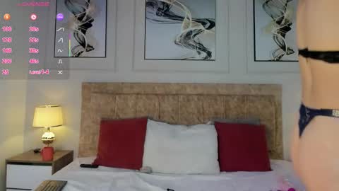 Snapshot of hanna_daze chatting on 02-25-26, 11:31 hanna_daze online show from 02-25-26, 11:31