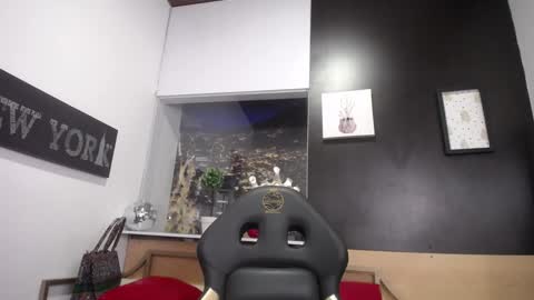 Snapshot of hanna_lamber chatting on 01-10-25, 02:57 hanna_lamber online show from 01-10-25, 02:57