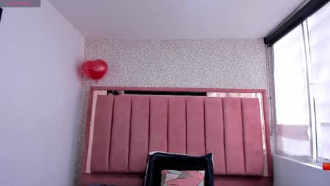  H A N N A  online show from 10-21-25, 07:47