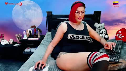 Snapshot of hanna_luna chatting on 01-09-25, 07:42 Hanna online show from 01-09-25, 07:42