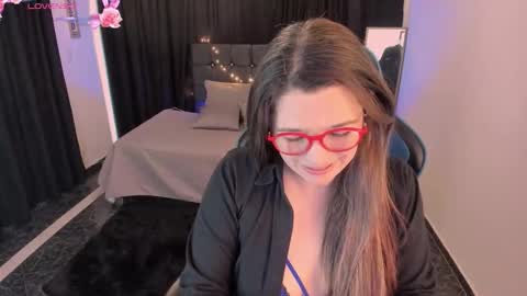 hanna_ma online show from 11-05-25, 03:45