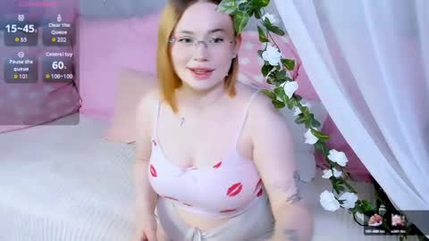 Snapshot of hanna_mel chatting on 05-19-26, 10:21 Hanna online show from 05-19-26, 10:21