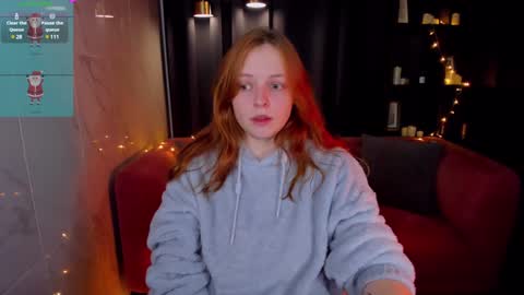 Snapshot of hanna_melon chatting on 01-15-25, 08:16 Hanna next stream is Mo 8pm-6am by CET online show from 01-15-25, 08:16