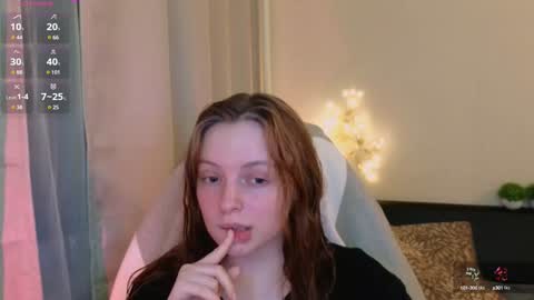 Snapshot of hanna_melon chatting on 02-05-25, 08:04 Hanna next stream is Mo 8pm-6am by CET online show from 02-05-25, 08:04