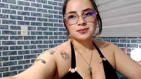 hanna_moons online show from 03-22-26, 02:48