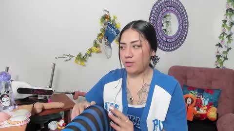 Camila online show from 12-28-24, 04:30