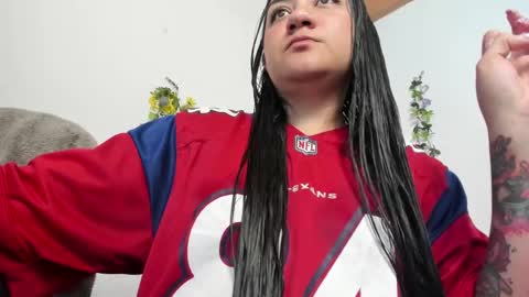 Camila online show from 02-24-25, 07:09