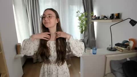 Snapshot of hanna_mora chatting on 03-23-26, 08:40 Nicole online show from 03-23-26, 08:40