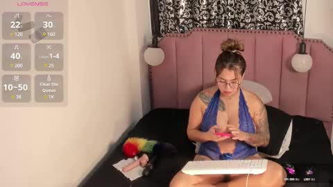 Snapshot of hanna_quuen chatting on 12-04-24, 03:10 Hanna online show from 12-04-24, 03:10