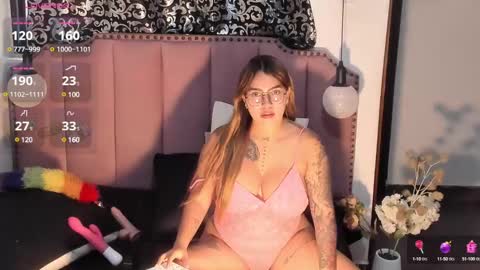 Snapshot of hanna_quuen chatting on 01-15-25, 09:09 Hanna online show from 01-15-25, 09:09