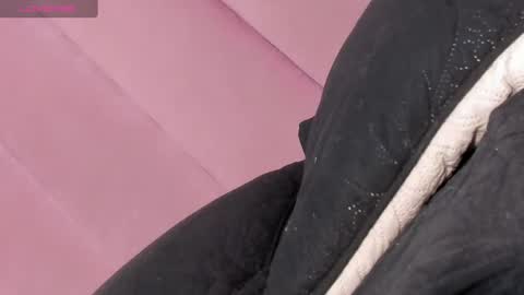 Snapshot of hanna_quuen chatting on 09-26-25, 11:31 Hanna online show from 09-26-25, 11:31