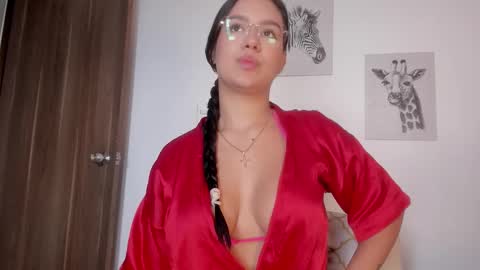 Snapshot of hanna_risso chatting on 11-06-25, 06:09 HANNA online show from 11-06-25, 06:09