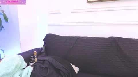 HANNA SOFIA online show from 02-19-26, 11:39