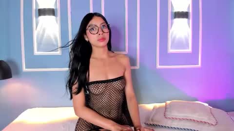 Snapshot of hannaa_zc chatting on 01-10-26, 07:37 hanna online show from 01-10-26, 07:37