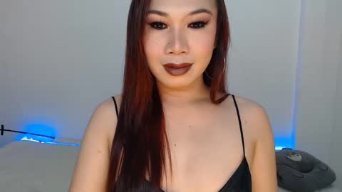 Hannah online show from 10-21-25, 01:28