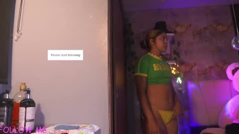 Snapshot of hannachris chatting on 06-14-26, 01:47 Hanna online show from 06-14-26, 01:47