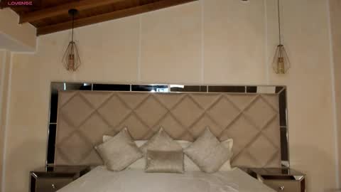  Hanna Connor  online show from 12-22-25, 08:50