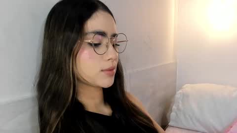 Snapshot of hannaconnorr chatting on 10-03-25, 11:51 Hanna Connor online show from 10-03-25, 11:51