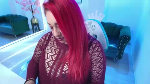 Snapshot of hannah_andrews chatting on 01-09-26, 07:15 Hannah online show from 01-09-26, 07:15