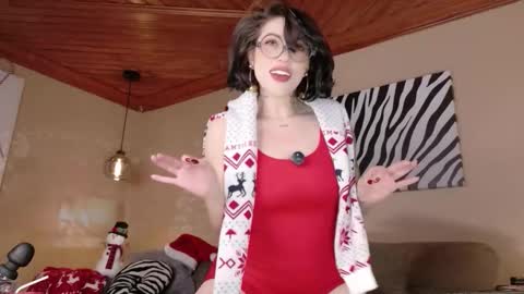 Hannah  online show from 12-20-25, 01:45