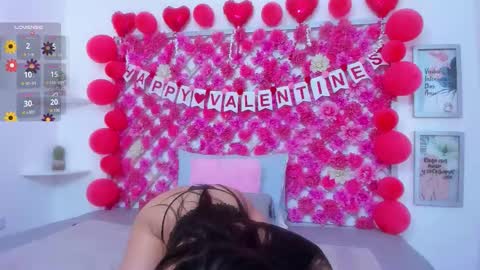 Hannah Miller online show from 02-15-26, 01:20