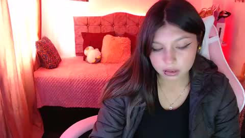 Snapshot of hannah_swet chatting on 02-18-25, 05:42 hannah_swet online show from 02-18-25, 05:42