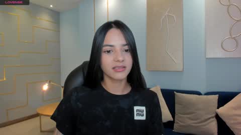 Snapshot of hannahjamesx chatting on 02-04-25, 06:49 HANNAH J online show from 02-04-25, 06:49