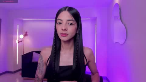 Snapshot of hannahjamesx chatting on 11-20-25, 07:13 HANNAH J online show from 11-20-25, 07:13