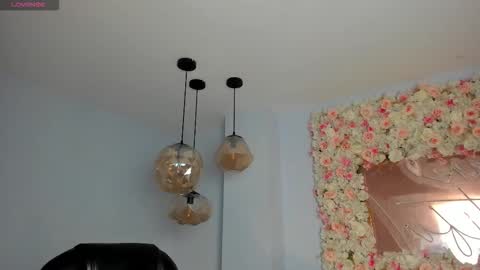 Snapshot of hannahjamesx chatting on 01-18-26, 11:19 HANNAH J online show from 01-18-26, 11:19
