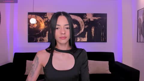 Snapshot of hannahjamesx chatting on 02-26-26, 12:48 HANNAH J online show from 02-26-26, 12:48