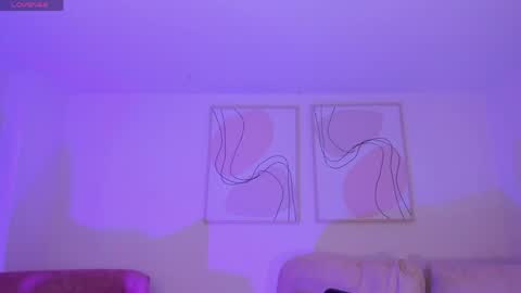 Snapshot of hannahjamesx chatting on 04-02-26, 12:47 HANNAH J online show from 04-02-26, 12:47