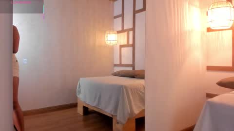 hannahmonttgomery  Help me reach 100 Hands up online show from 09-25-25, 04:32