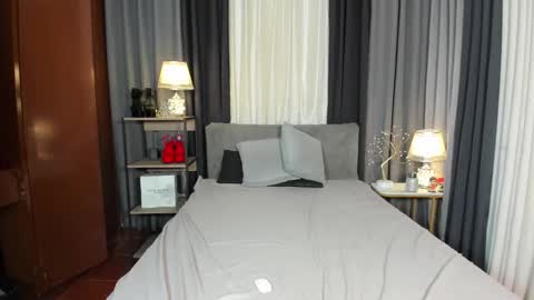 Hannah online show from 01-12-25, 07:42