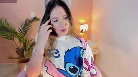 Hanna Miller  online show from 01-10-26, 07:43